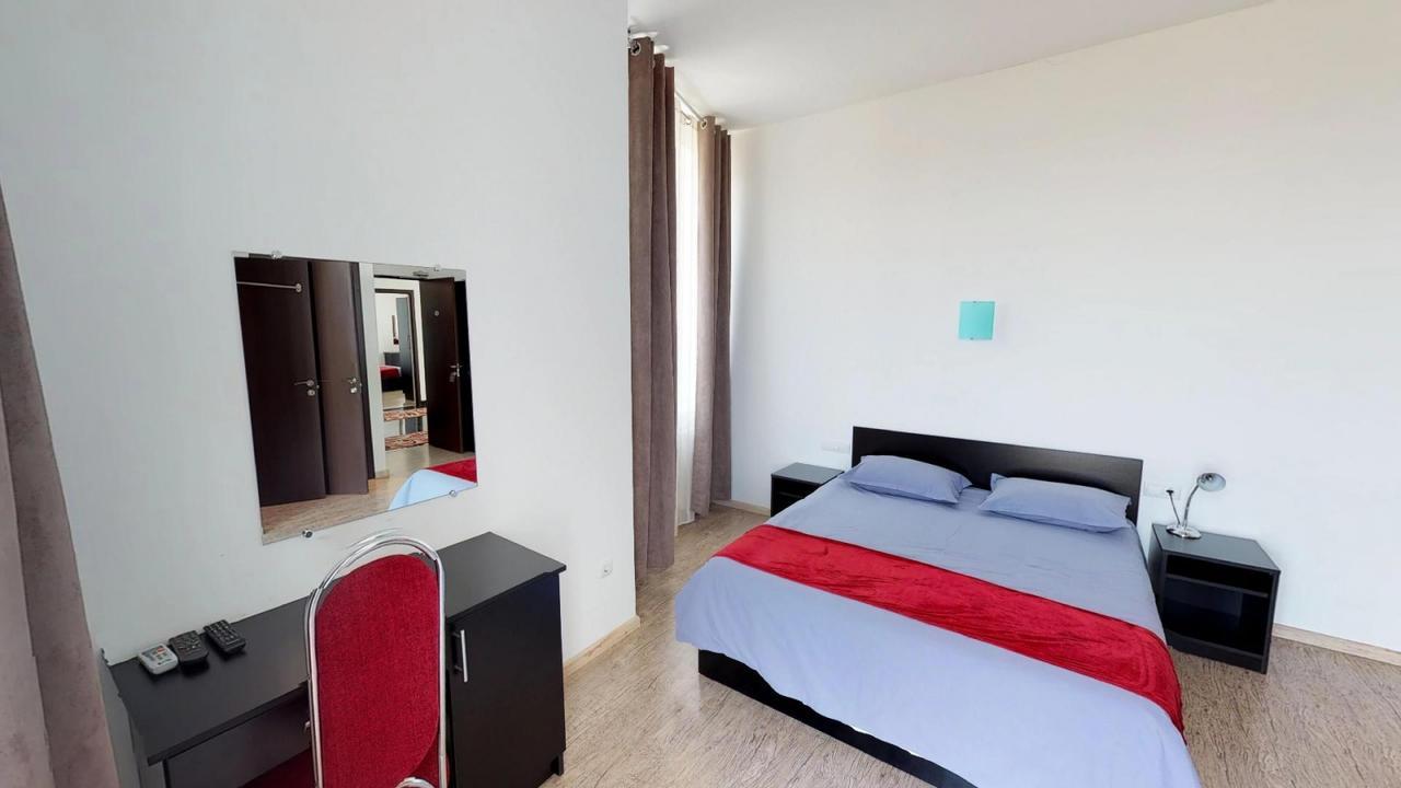 Ossanna Hotel Jerevan Exteriör bild